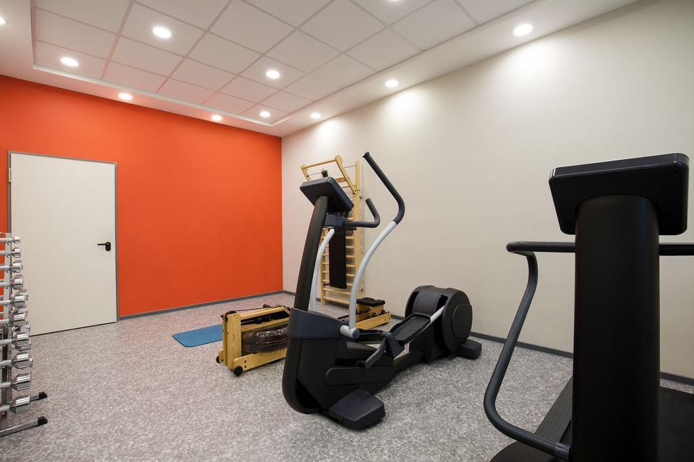 Aparthotel Adagio Access Muenchen City Olympiapark Екстериор снимка